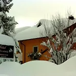 Bucaneve Hotel