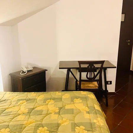 Bucaneve Ξενοδοχείο 3*