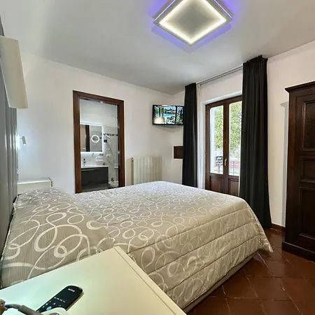 Bucaneve Hotel
