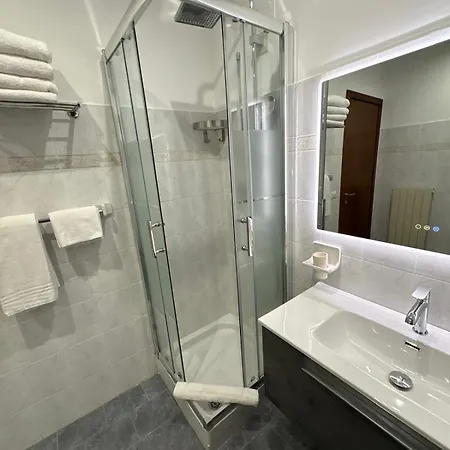 Hotell Bucaneve 3*