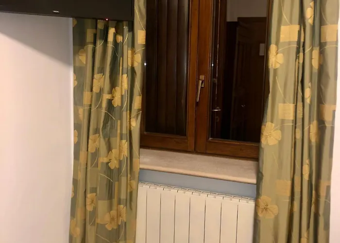 Отель Bucaneve Пескассероли